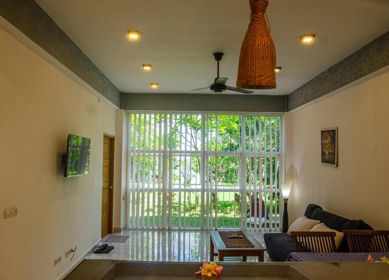 Senggigi Homes & Apartments Kültér fotó